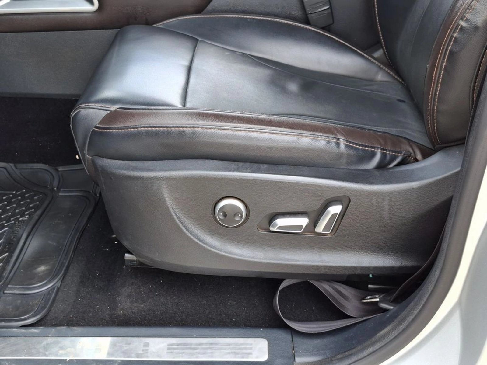 ZX Auto TERRALORD 2.5 AT 4X4 2023 - Imagen 16 de 20