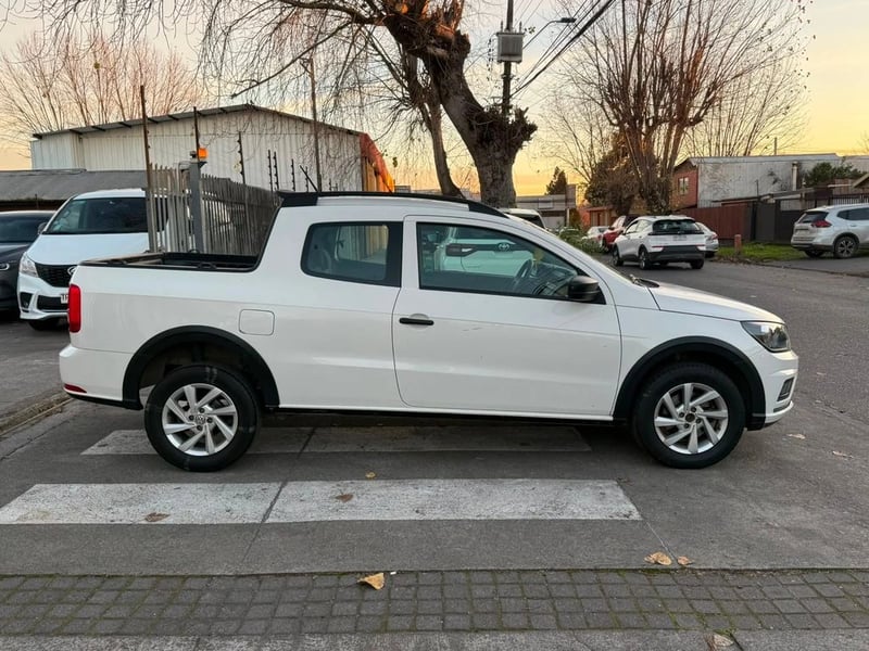 Volkswagen SAVEIRO 1.6 CAB EXT MT 2023 - Imagen 4 de 14