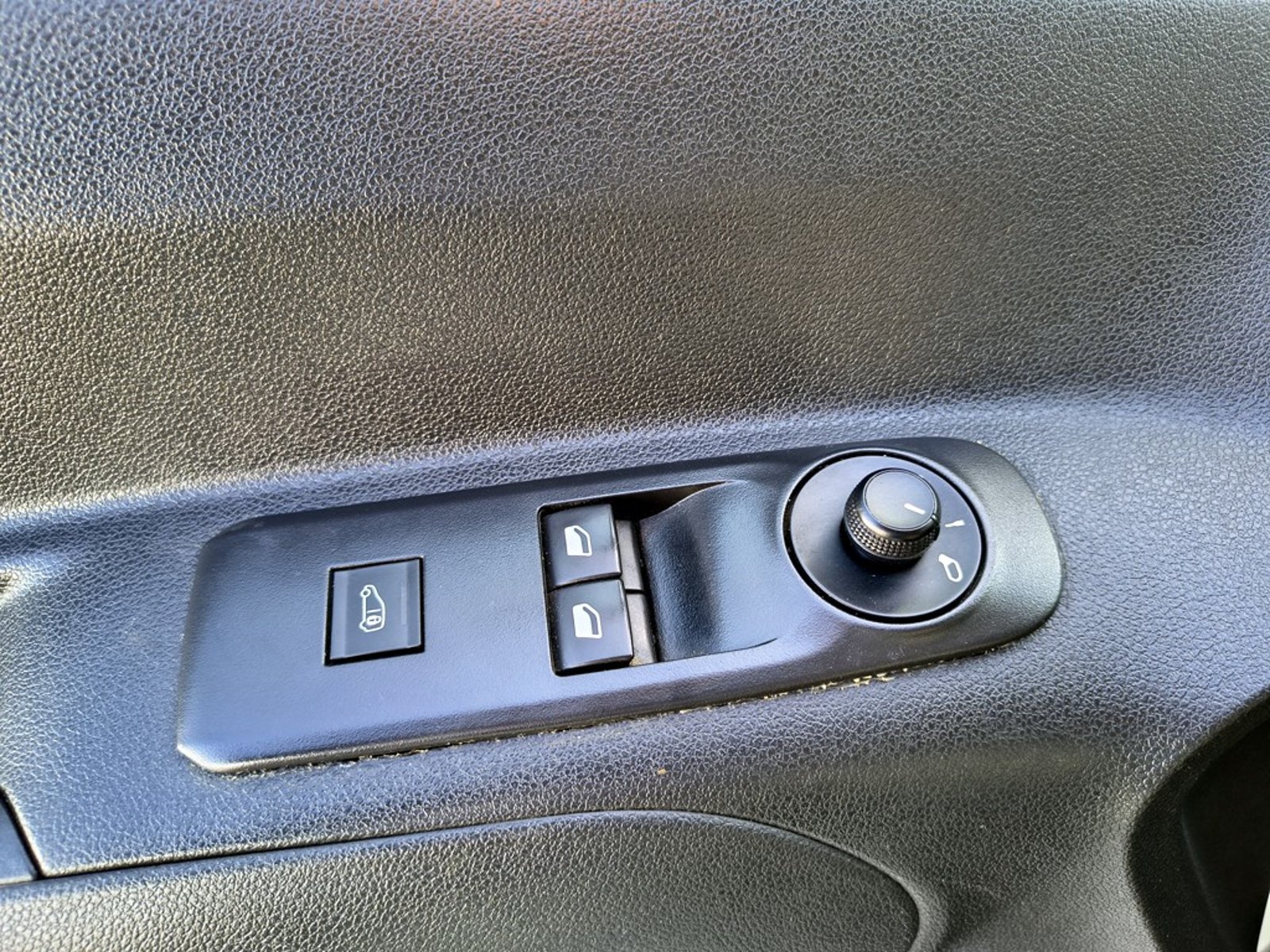 PEUGEOT PARTNER PARTNER 1.6 Diesel 4x2 T/M 2021 - Imagen 8 de 17