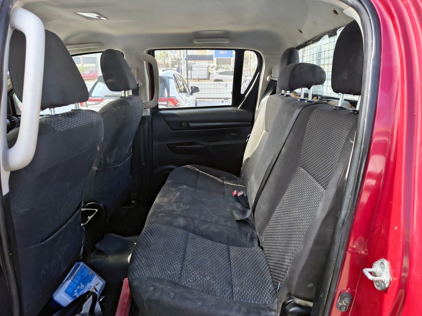 Toyota HILUX HILUX TSS 2.4 Diesel 4X4 T/M 2024 - Imagen 13 de 17