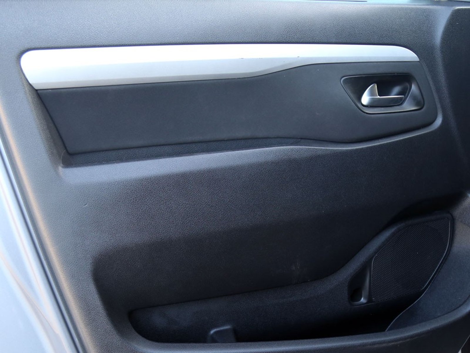 Peugeot TRAVELLER L3 BLUE HDI 180 2.0 2022 - Imagen 14 de 20