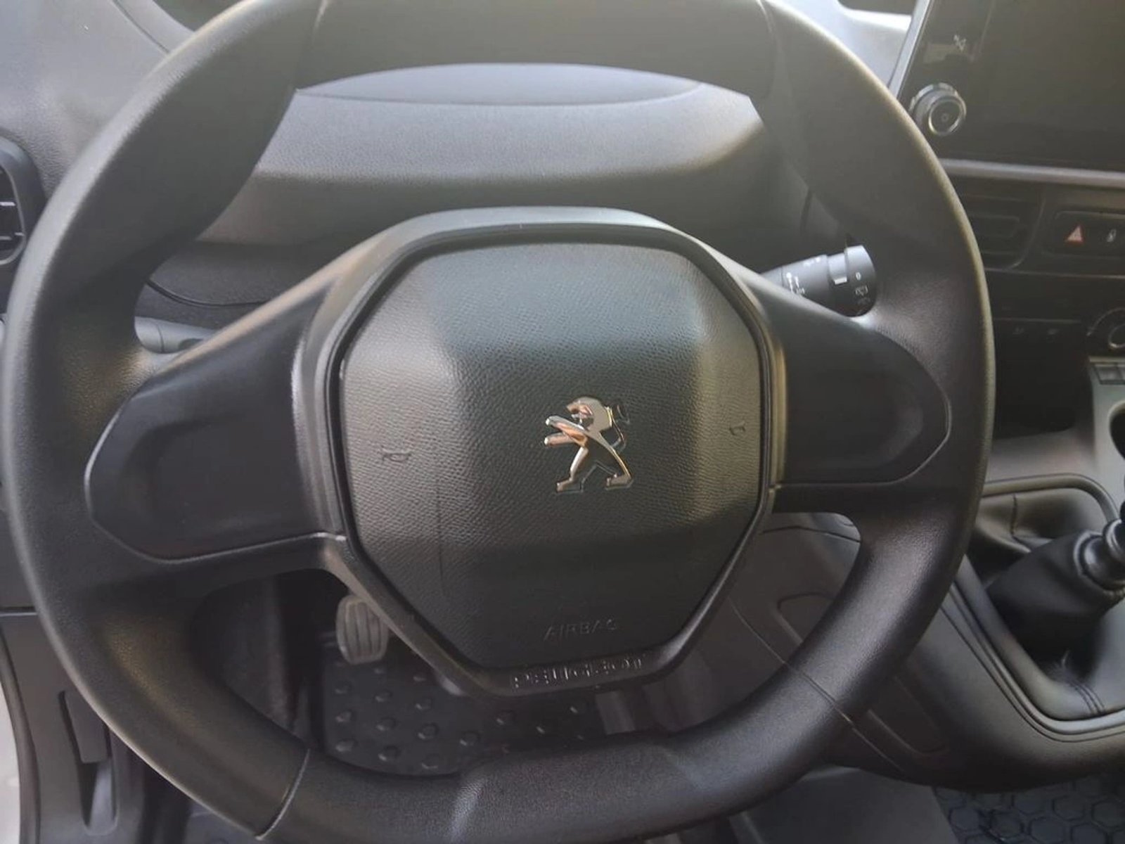 PEUGEOT PARTNER 1.5 BLUE HDI 5MT 2024 - Imagen 7 de 13