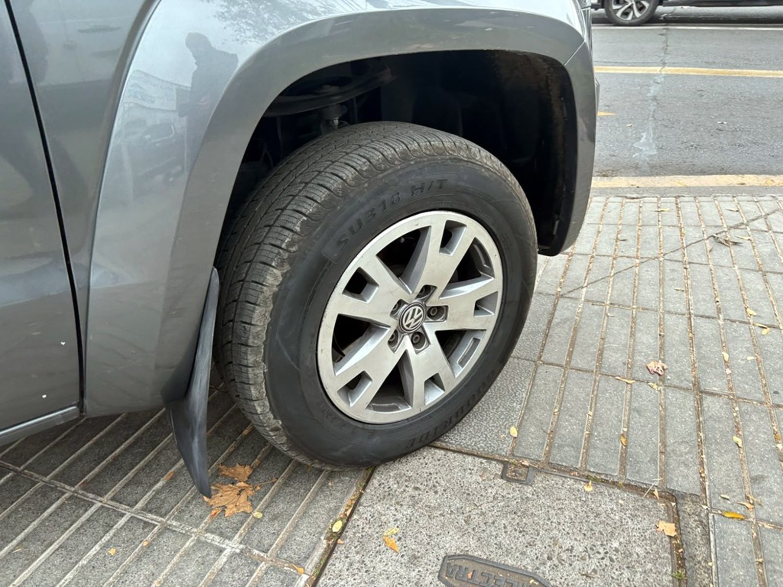 VOLKSWAGEN AMAROK Amarok Confortline 4X4 AT 2021 - Imagen 8 de 19