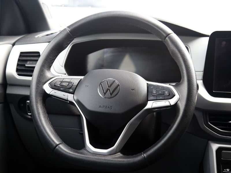 Volkswagen T-CROSS TSI COMFORTLINE 1.0 AUT 2025 - Imagen 16 de 20