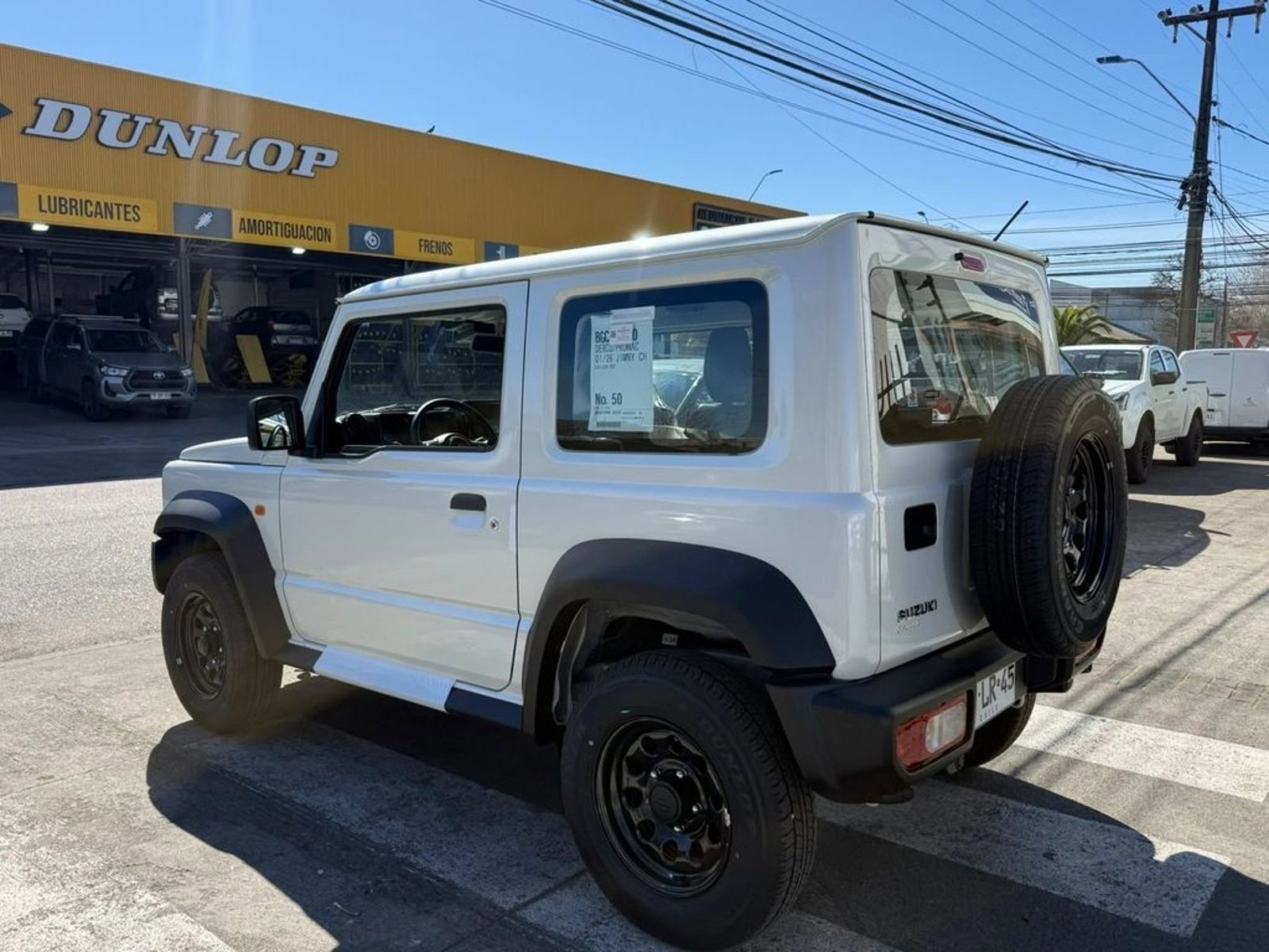 Suzuki JIMNY GL WINCHE MT 4X4 PRECIO+ IVA 2026 - Imagen 6 de 15
