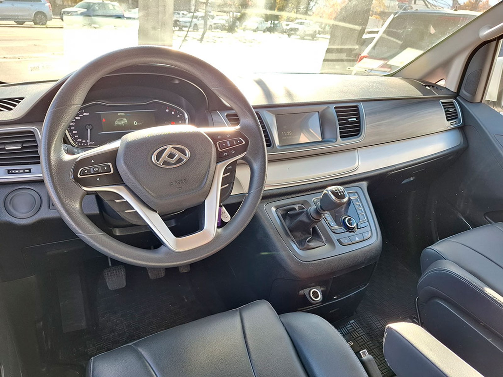 MAXUS G10 G10 9+1 2.0 DIESEL 2025 - Imagen 9 de 20