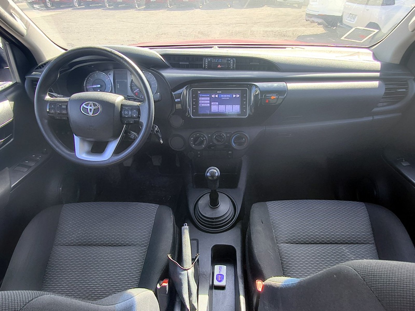 TOYOTA HILUX HILUX TSS 2.4 Diesel 4X2 T/M 2021 - Imagen 16 de 20
