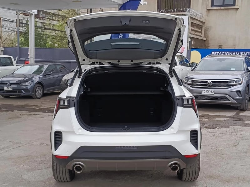 Lynk & Co 06 1.5 HALO 2027 - Imagen 9 de 20