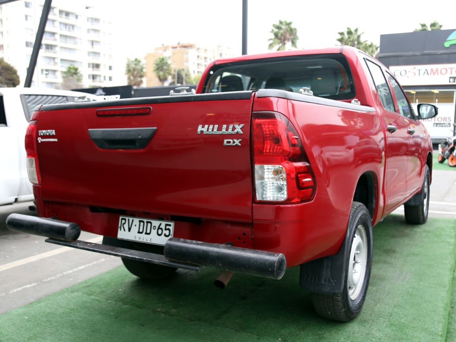 Toyota HILUX 2.4 4X4 MT 2022 - Imagen 6 de 19