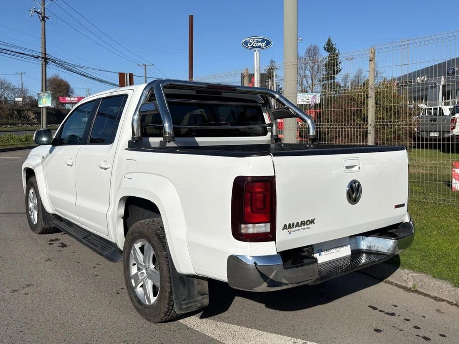VOLKSWAGEN AMAROK HIGHLINE 4X4 2.0 AUT. 2023 - Imagen 7 de 13