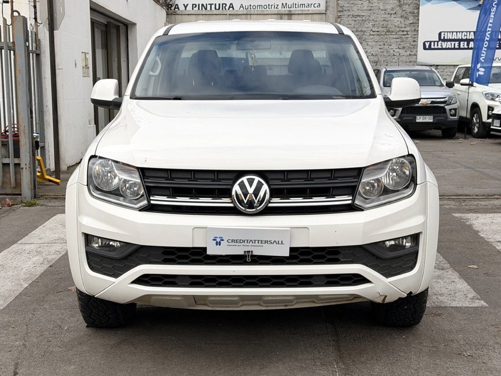 Volkswagen AMAROK 2.0 TRENDLINE 4X4 MT 2023 - Foto 2 de 20