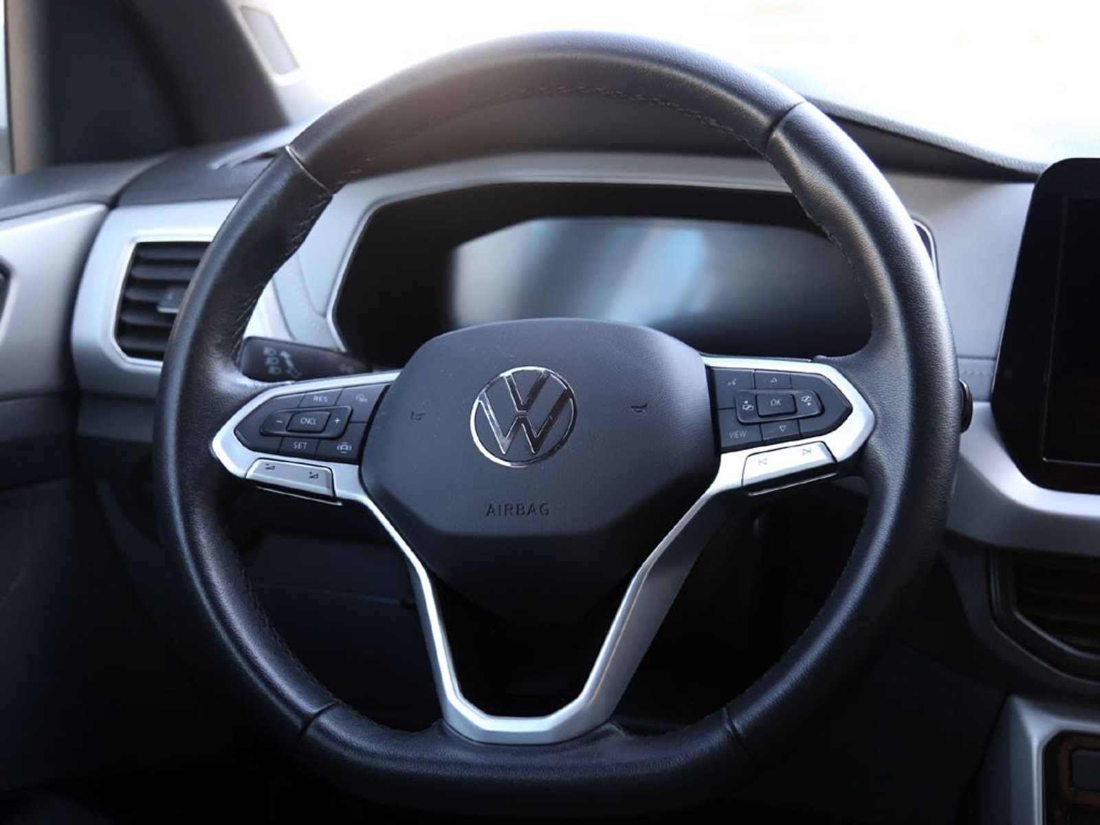 Volkswagen T-CROSS TSI 4X2 1.0 AUT 2025 - Imagen 15 de 20