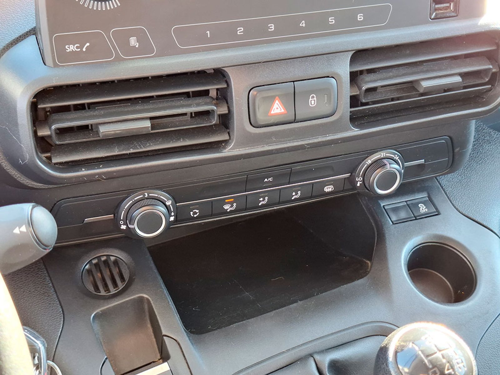 PEUGEOT PARTNER 1.6 L1 HDI 2021 - Imagen 15 de 20