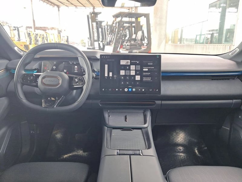 Lynk & Co 08 HALO 08 PHEV 1.5 AUT 4X2 2027 - Imagen 16 de 20