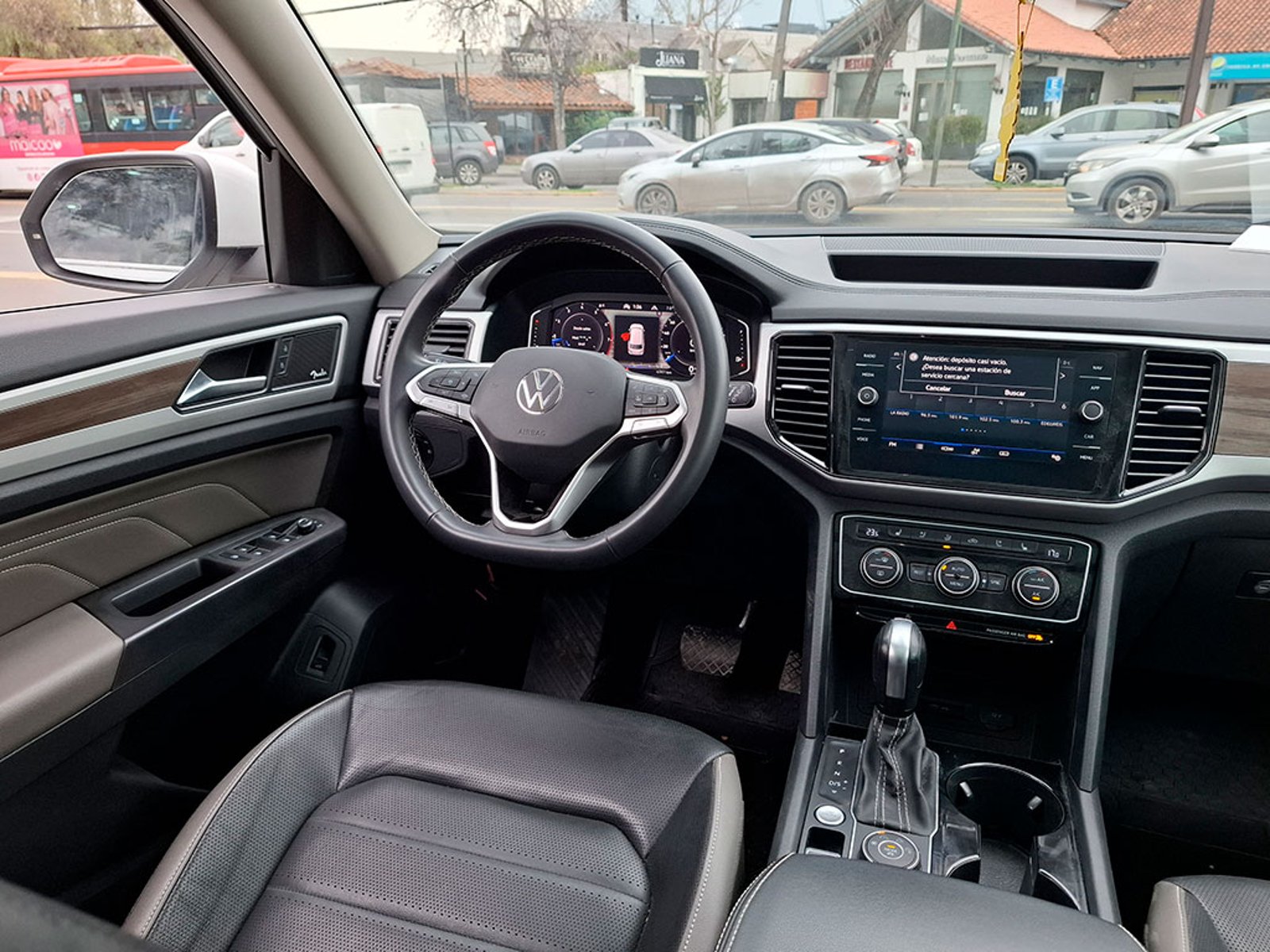 Volkswagen ATLAS 3.6 LIMITED 4X4 7 Pasajeros 2024 - Imagen 8 de 20