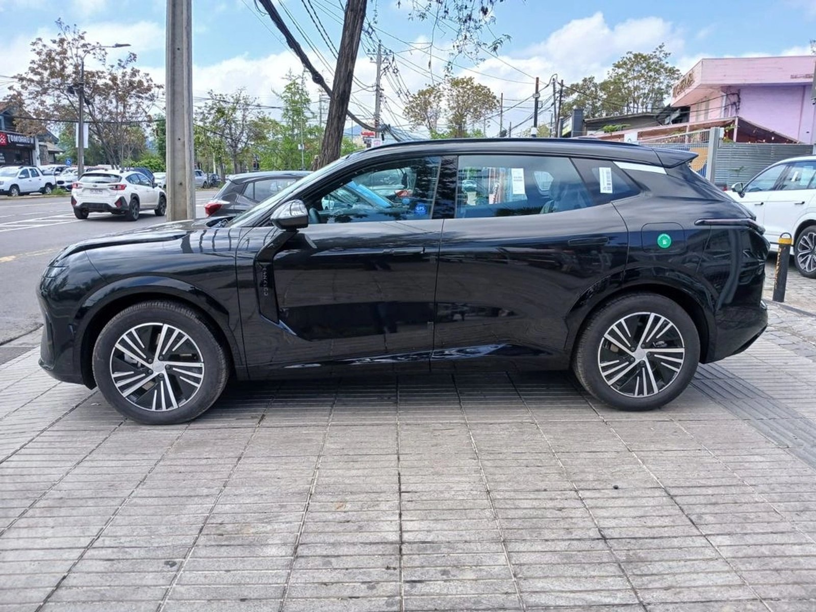 Lynk & Co 08 PHEV 2027 - Foto 4 de 20