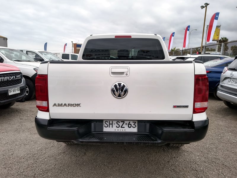 Volkswagen AMAROK 2.0 Diesel 4x2 T/M 2023 - Imagen 5 de 20