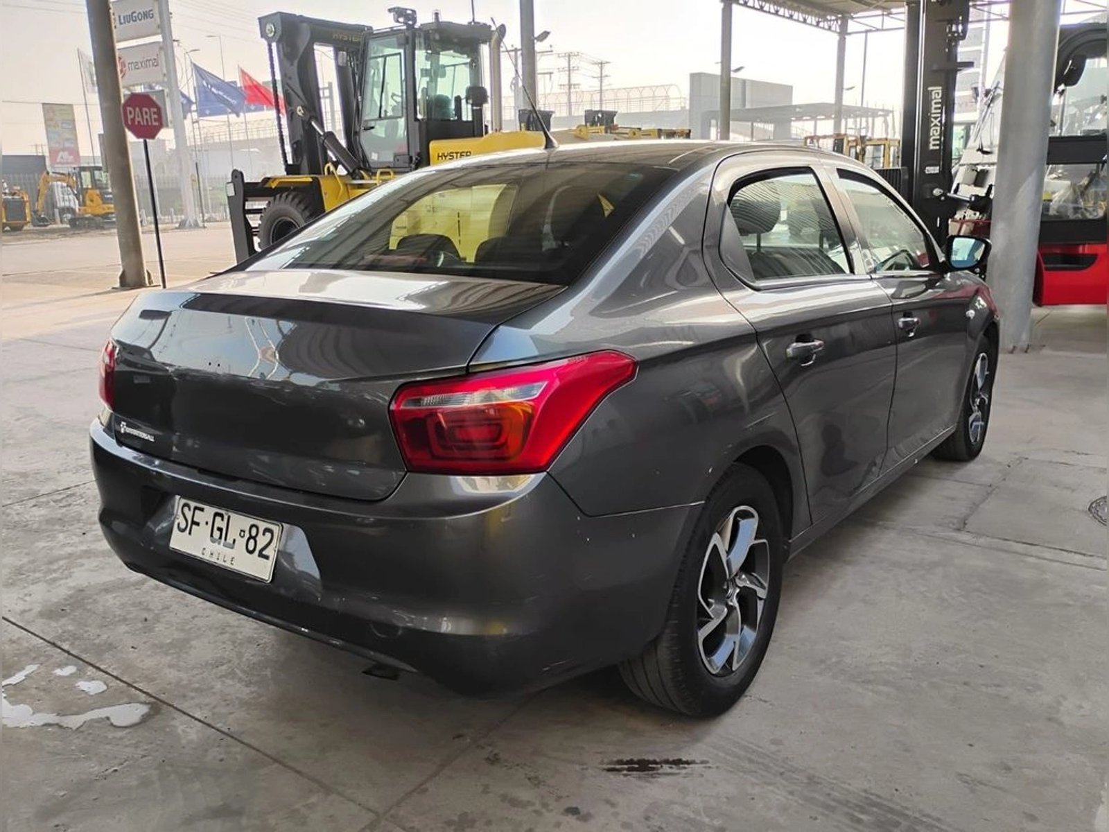 CITROEN C-ELYSEE 1.6 HDI 92 BVM SHINE MT DIESEL 2022 - Imagen 6 de 15