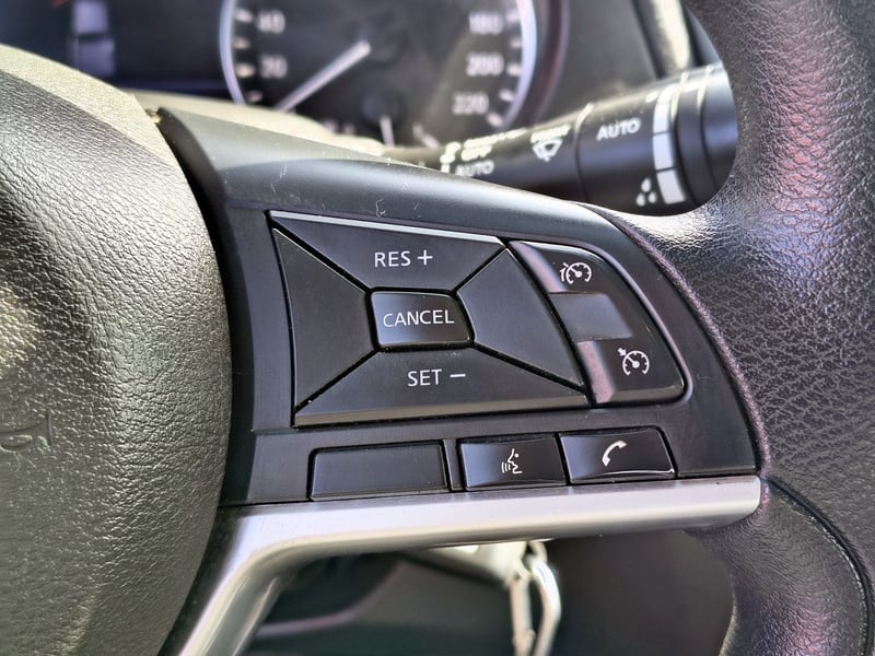 Nissan NAVARA 2.3 Diesel 4x2 T/M 2024 - Imagen 14 de 20