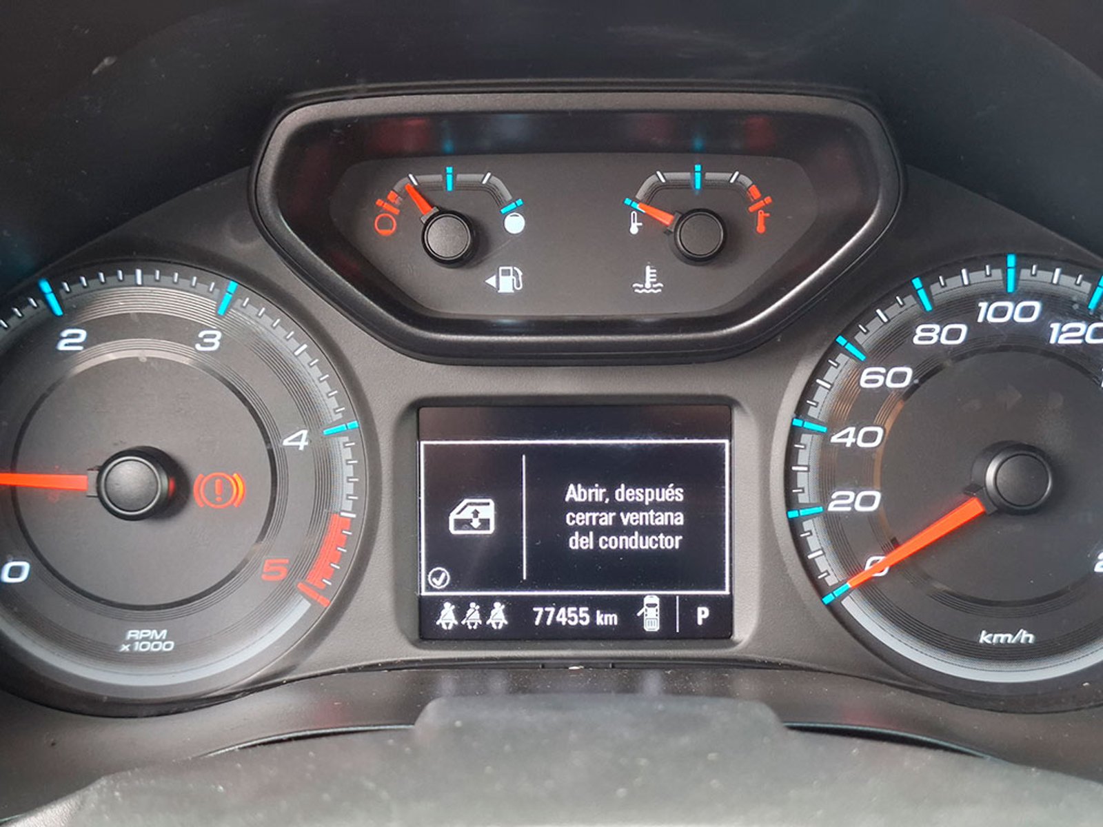 Chevrolet COLORADO 2.8 CTDI 4X4 LT AT 4P 2022 - Imagen 14 de 20