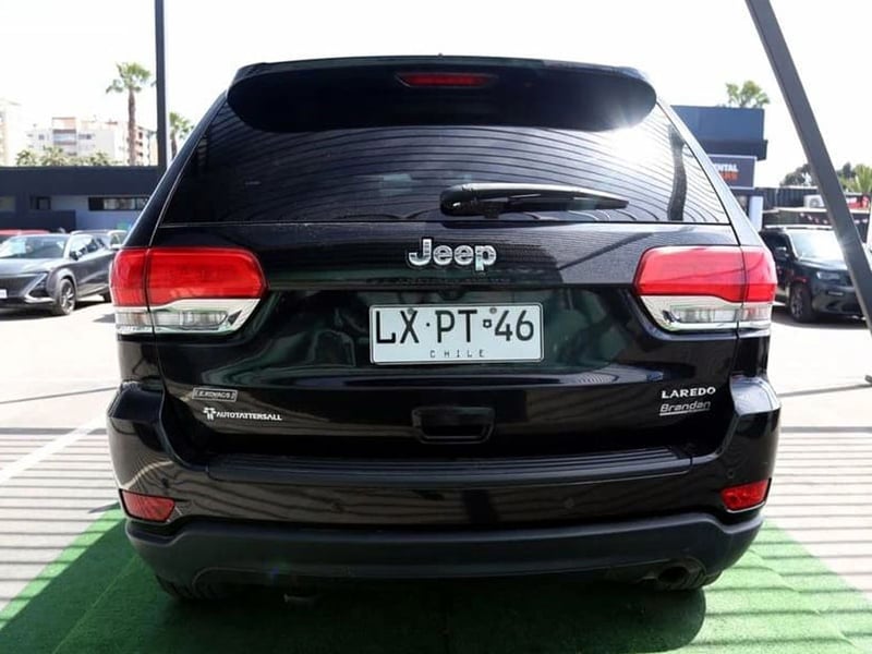 Jeep GRAND CHEROKEE 3.6 LAREDO 4X2 AT 5P 2020 - Imagen 7 de 20