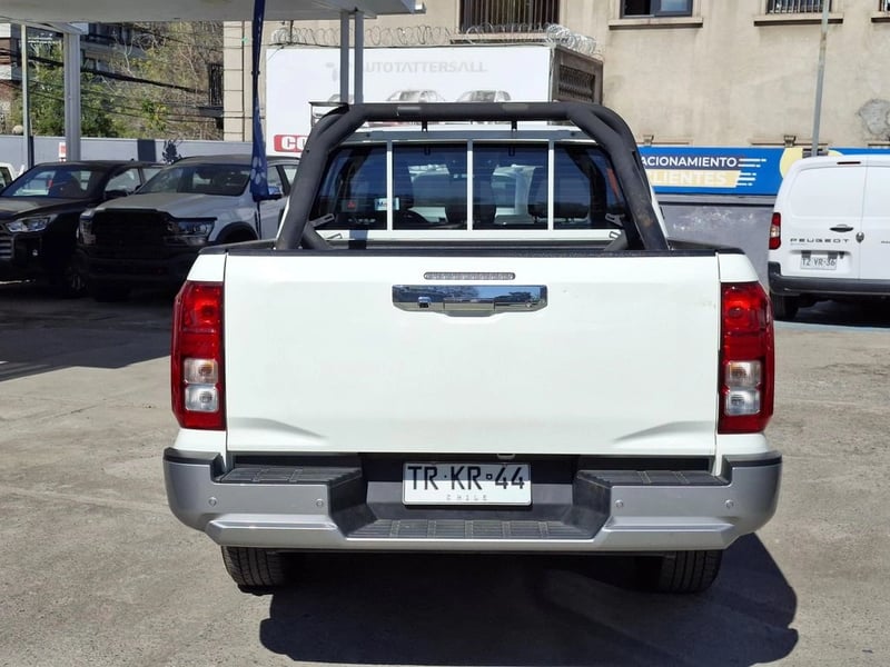 Mitsubishi L200 KATANA XRT 4X4 MT 2024 - Imagen 8 de 20