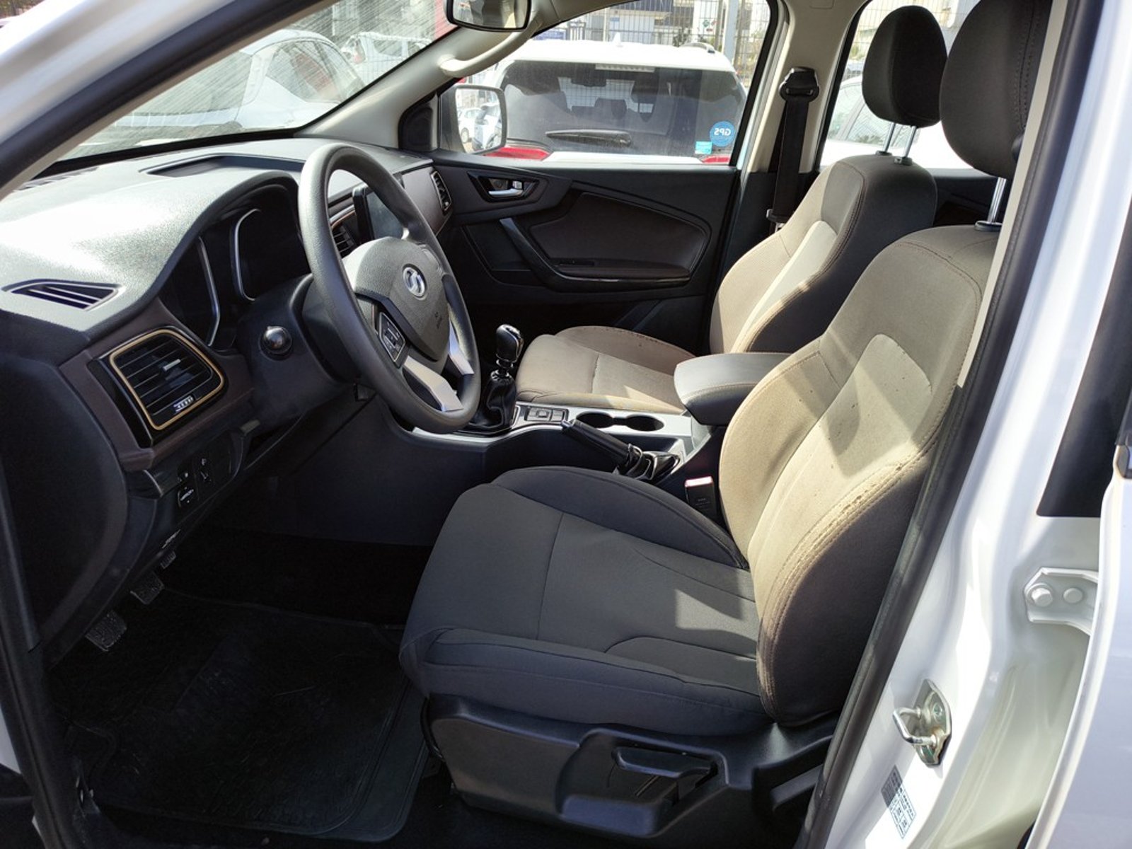 ZX Auto TERRALORD 2.5 Diesel 4x4 T/M 2022 - Imagen 9 de 19