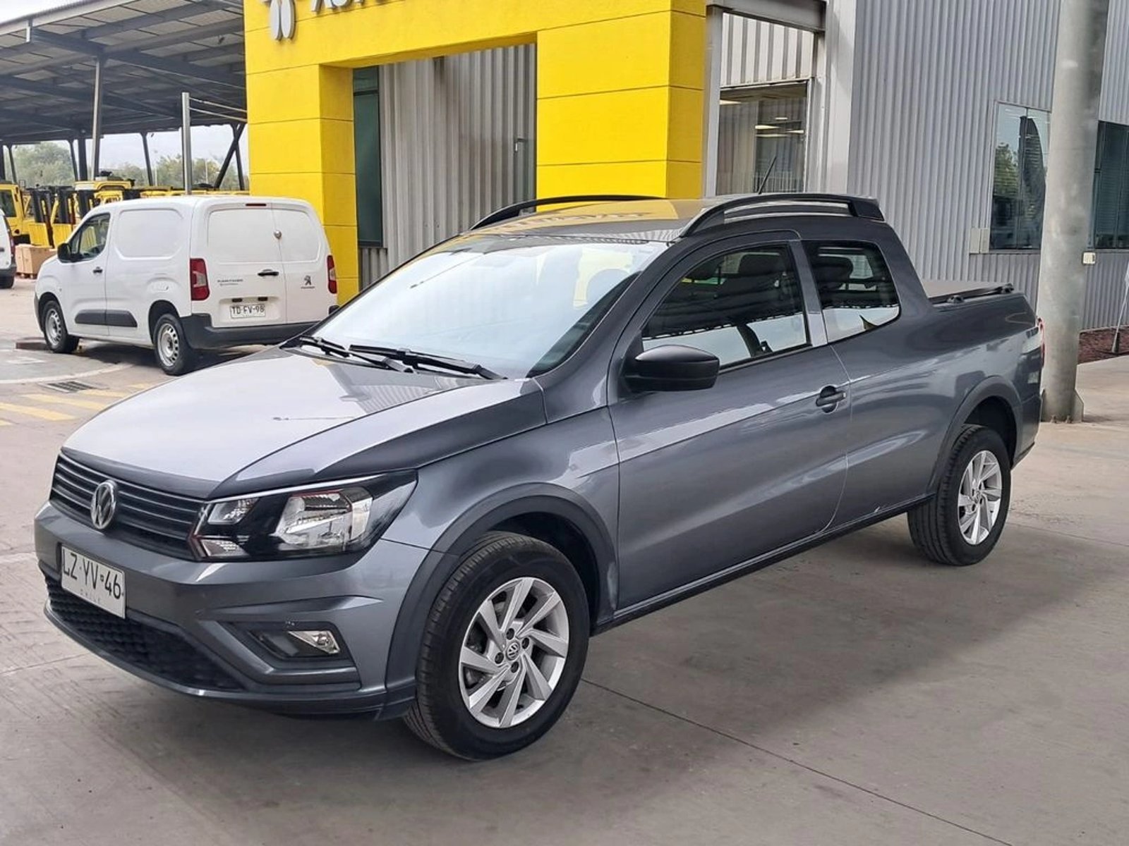 Volkswagen SAVEIRO COMFORTLINE CAB EXTENDIDA 1.6 MT 4X2 2021 - Foto 2 de 20