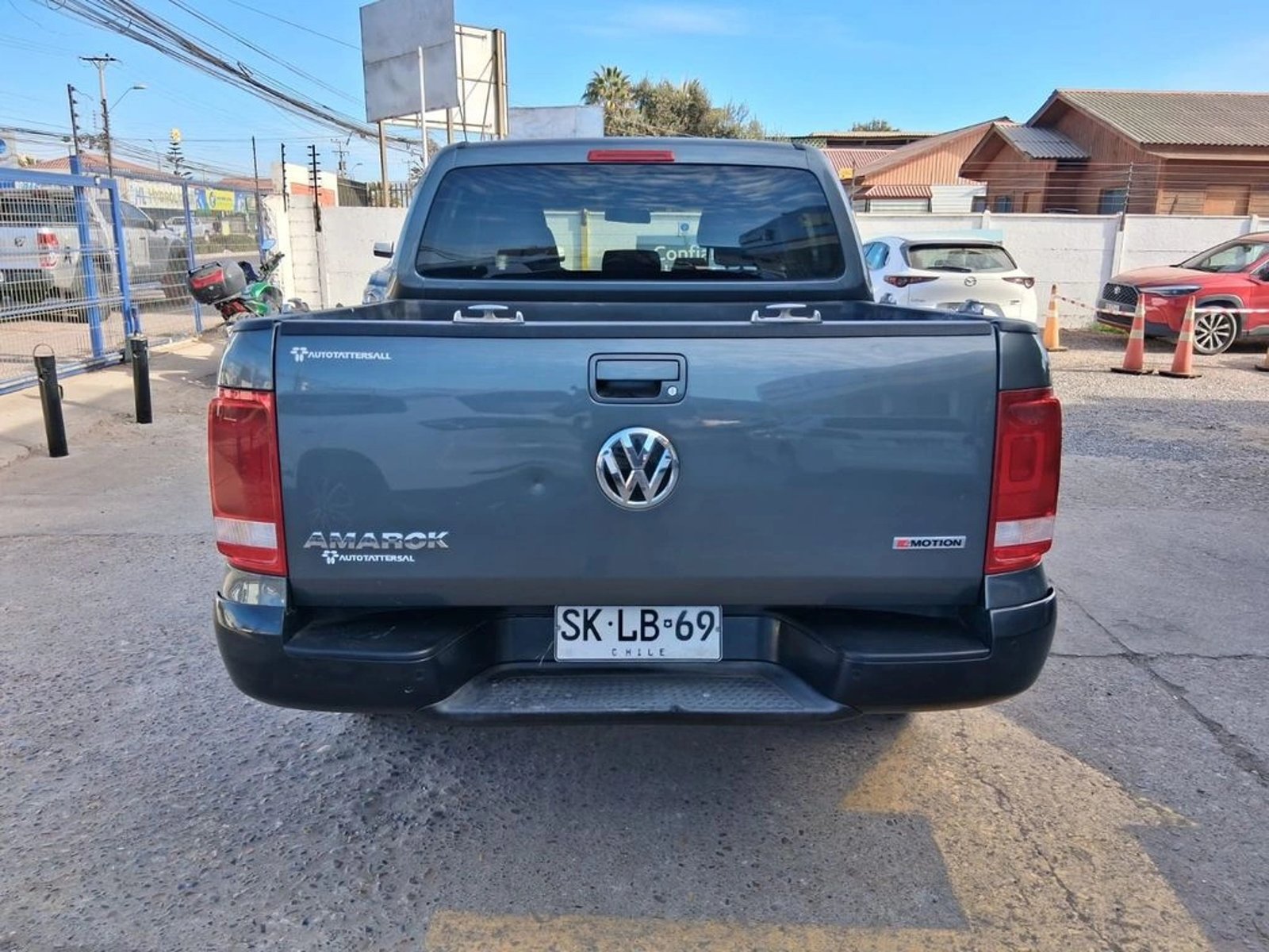 VOLKSWAGEN AMAROK 2.0 COMFORTLINE TDI DOHC 4X4 2.0 AT 2023 - Imagen 6 de 20