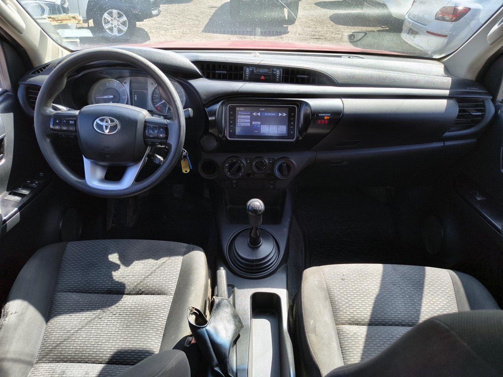 Toyota HILUX TSS 2.4 Diesel 4X2 T/M 2022 - Imagen 14 de 20