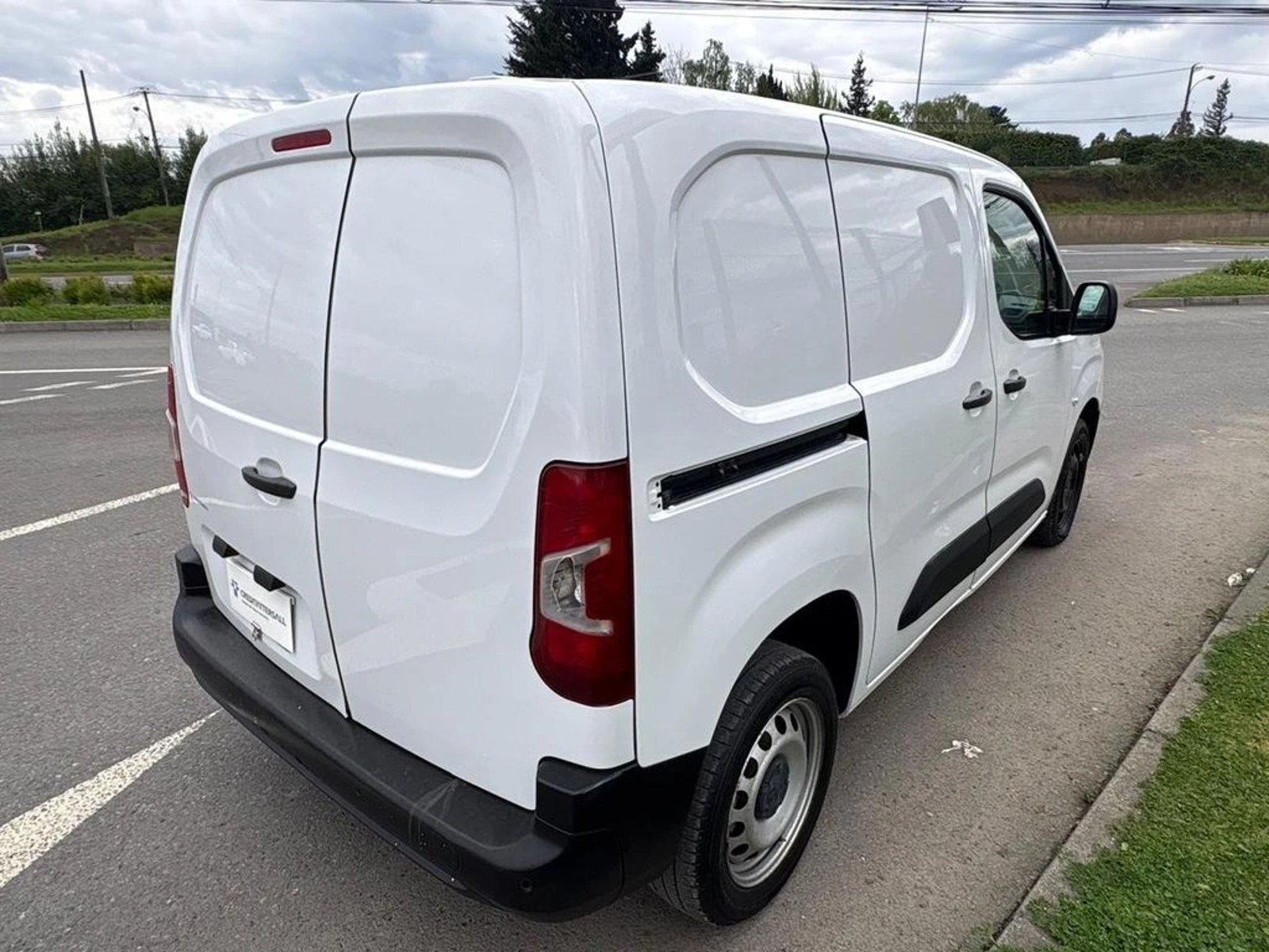 Peugeot PARTNER L1 1.5 HDI 2024 - Foto 5 de 11