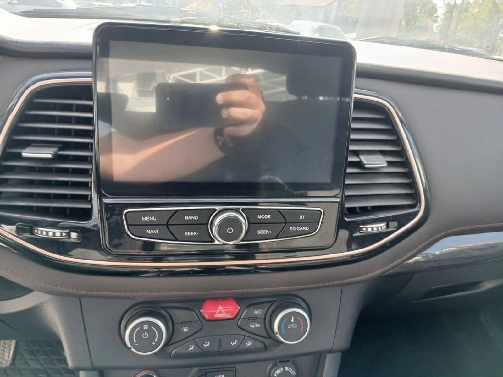 ZX AUTO TERRALORD Terralord 2.5 D 4X4 TM 2023 - Imagen 17 de 19