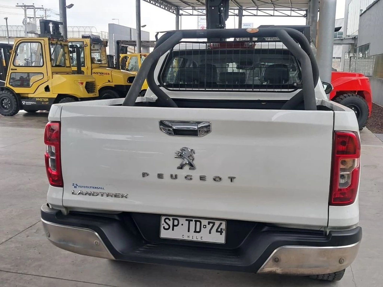 Peugeot LANDTREK ACTIVE 4X2 MT 1.9 2023 - Imagen 7 de 20