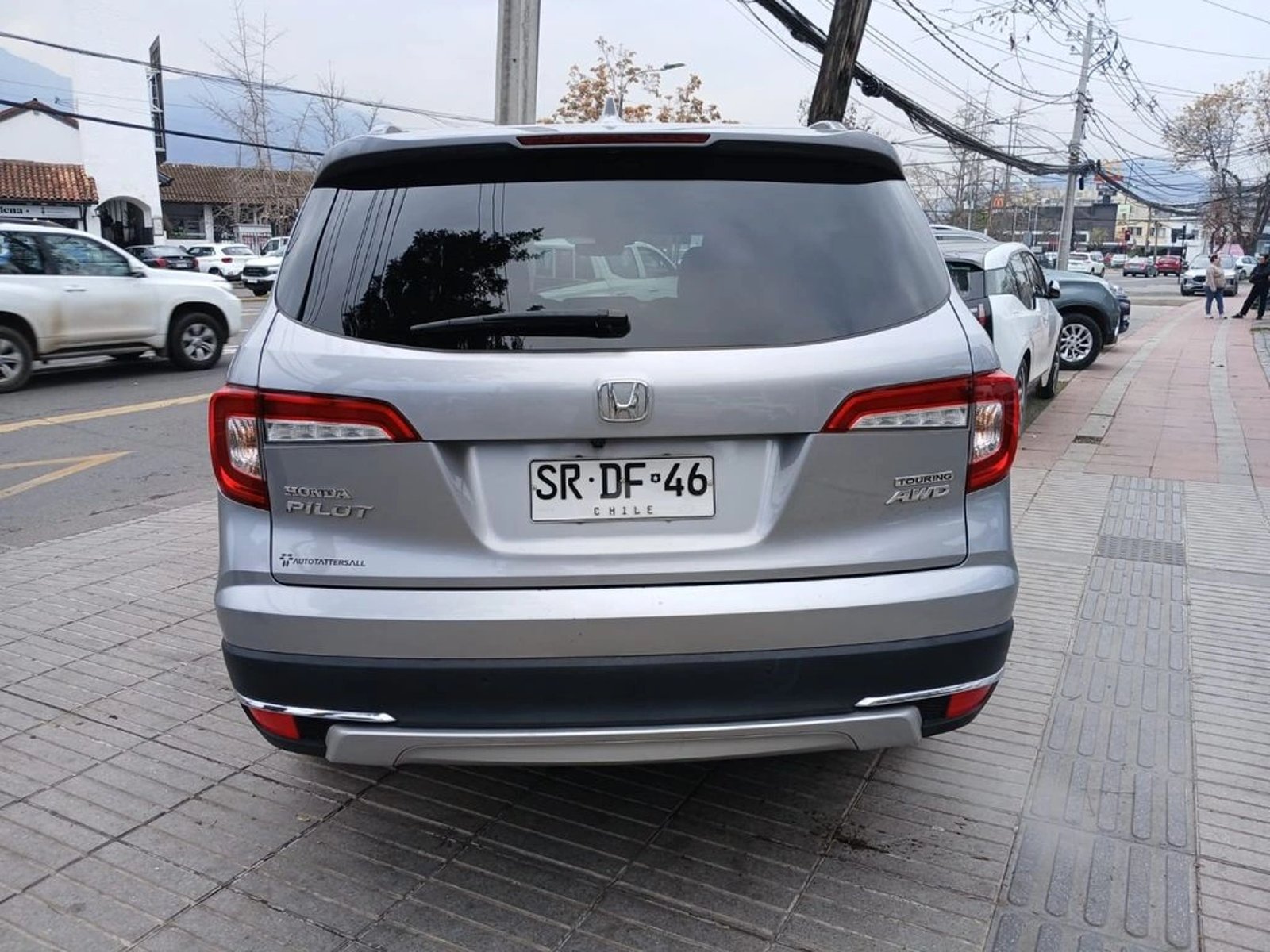 Honda PILOT PILOT Tourning 3.5 AWD 7 Pasajeros 2023 - Imagen 7 de 18