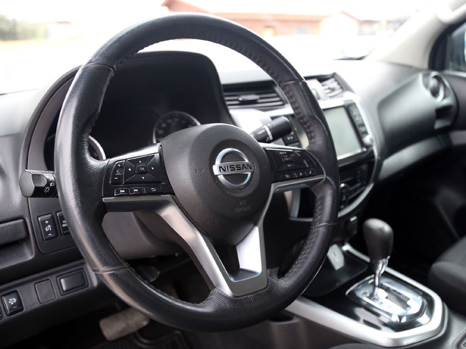 Nissan NAVARA 2.3D XE DIESEL 4X4 DOB.CAB. AT 4P 2022 - Imagen 12 de 20