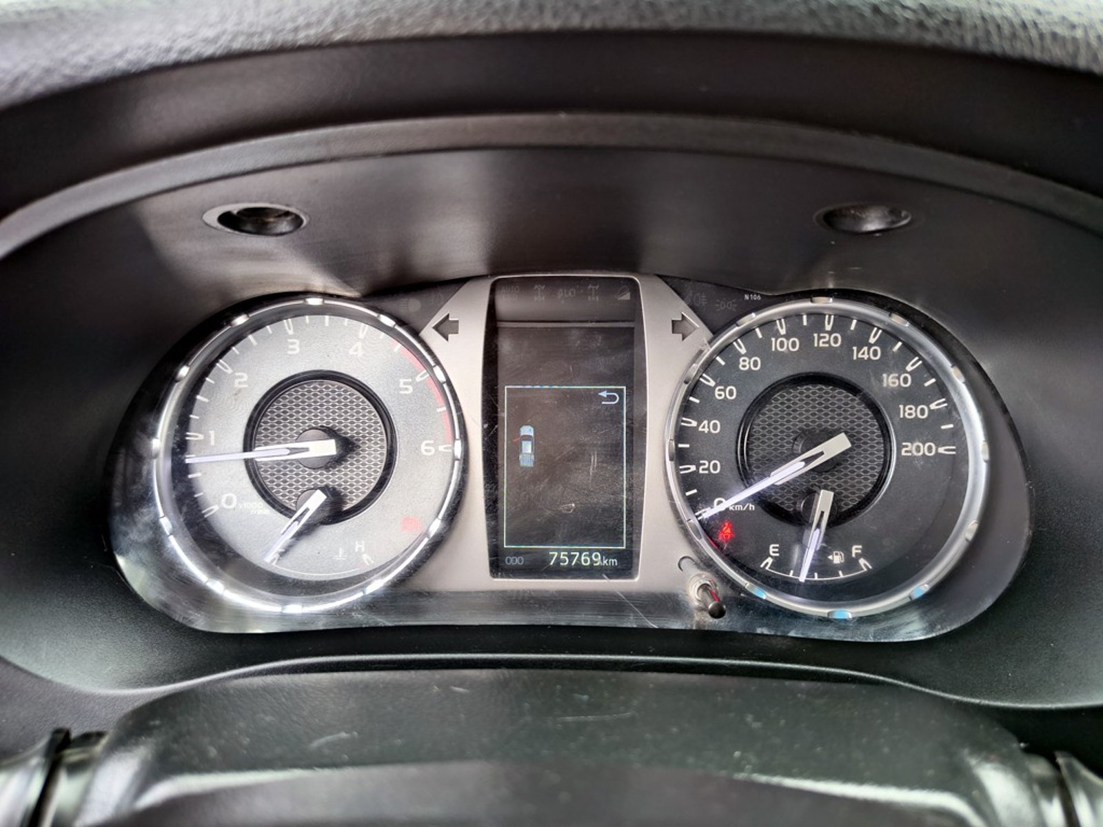 TOYOTA HILUX HILUX TSS 2.4 Diesel 4X4 T/M 2022 - Imagen 14 de 20