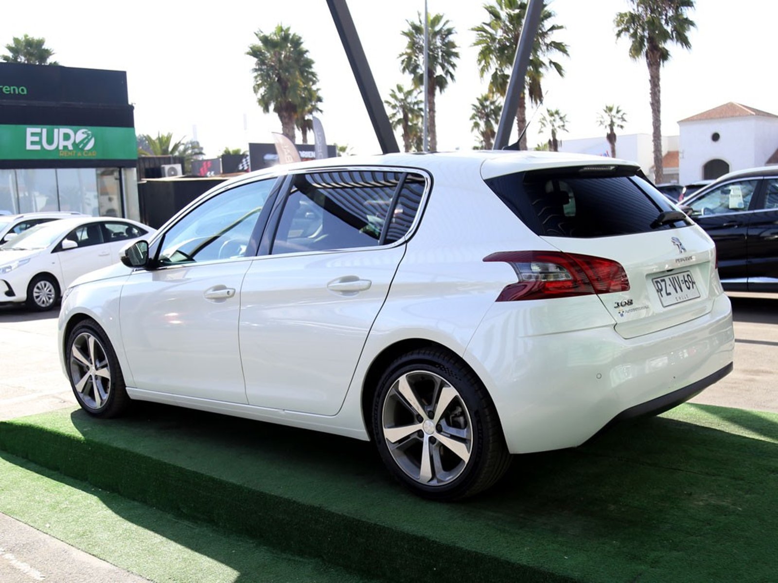 PEUGEOT 308 1.6 ALLURE PACK THP 4X2 165 EAT6 5P 2021 - Imagen 8 de 20