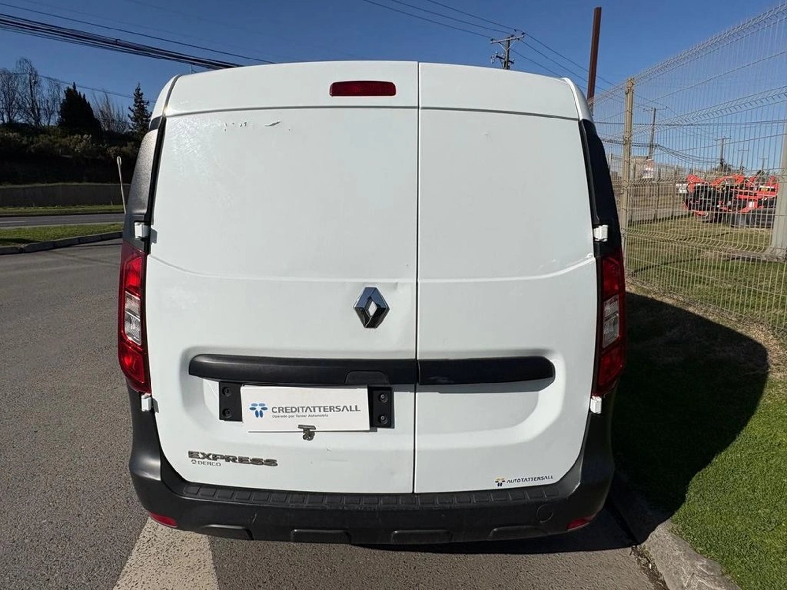 RENAULT EXPRESS 1.5 ZEN MT DIESEL 2023 - Imagen 6 de 12