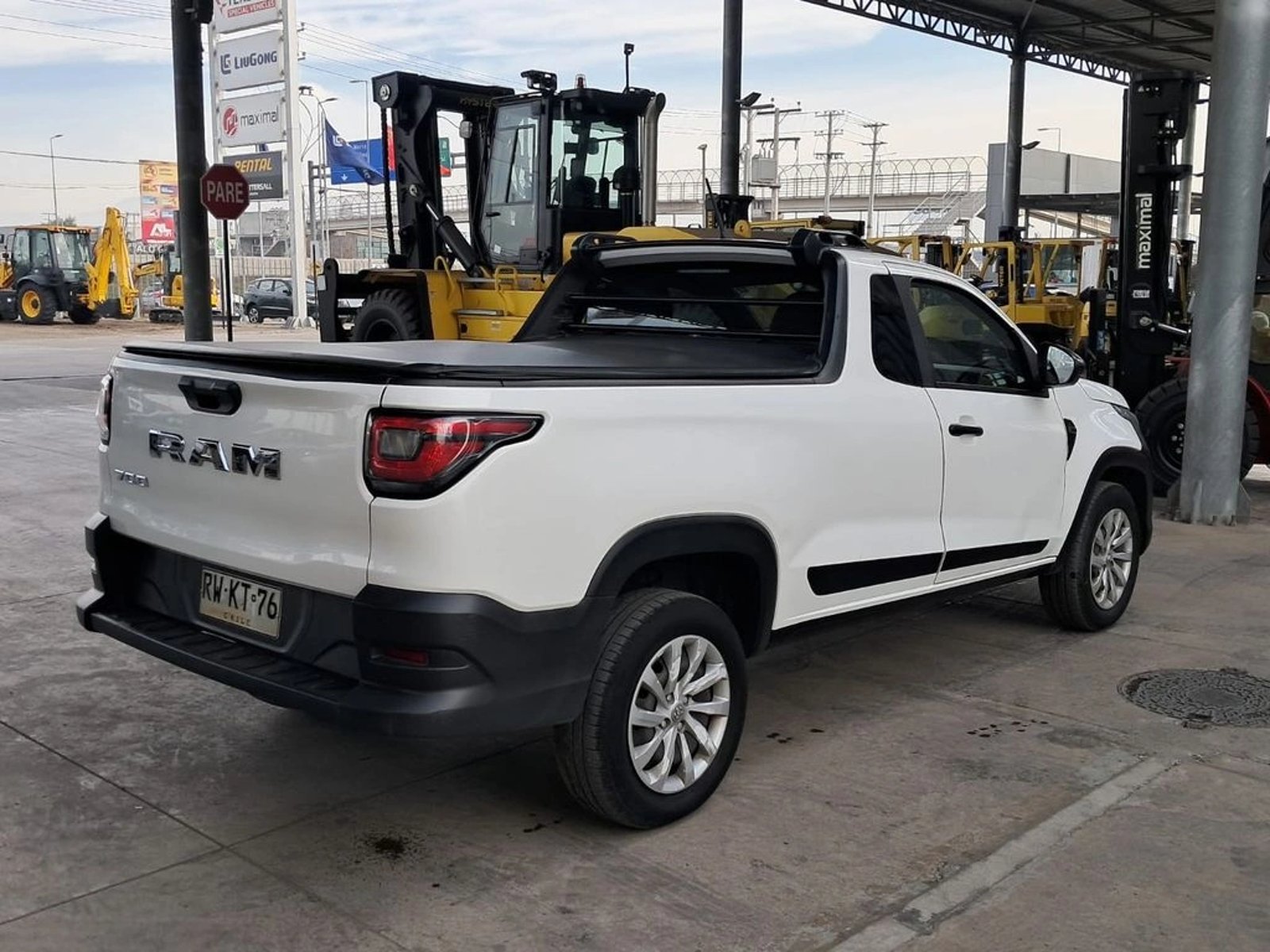 RAM 700 SLT CS GASOLINA 1.4 2022 - Imagen 6 de 18