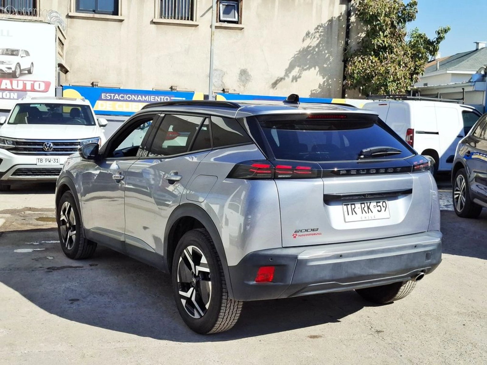 PEUGEOT 2008 1.5 2025 - Imagen 10 de 20