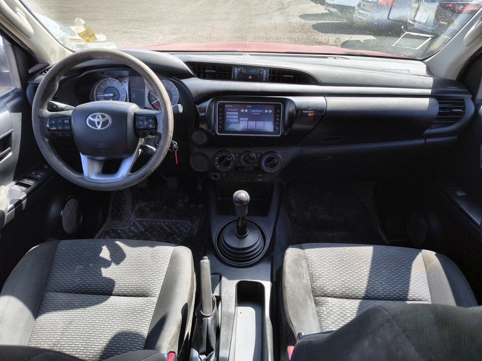 Toyota HILUX TSS 2.4 Diesel 4X2 T/M 2022 - Imagen 16 de 20