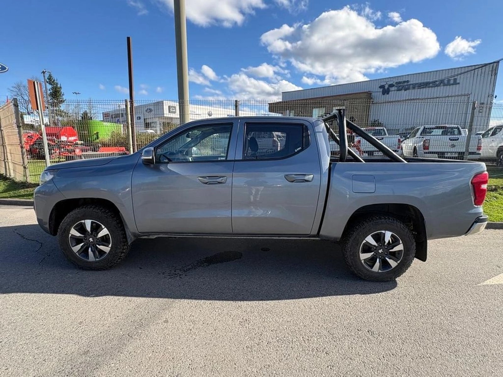 Peugeot LANDTREK 1.9 4X4 MT 2023 - Imagen 4 de 12