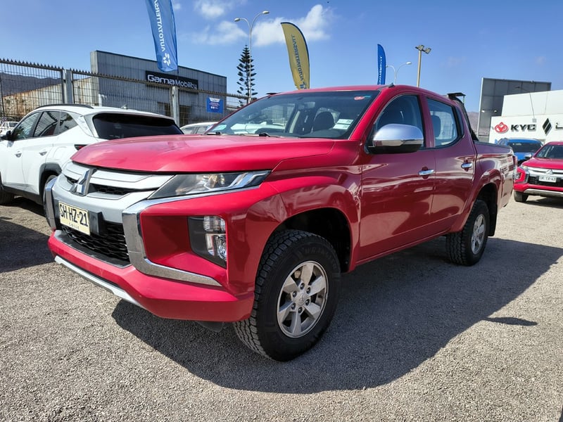 Mitsubishi L200 KATANA 2.4 Diesel 4x2 T/M 2022