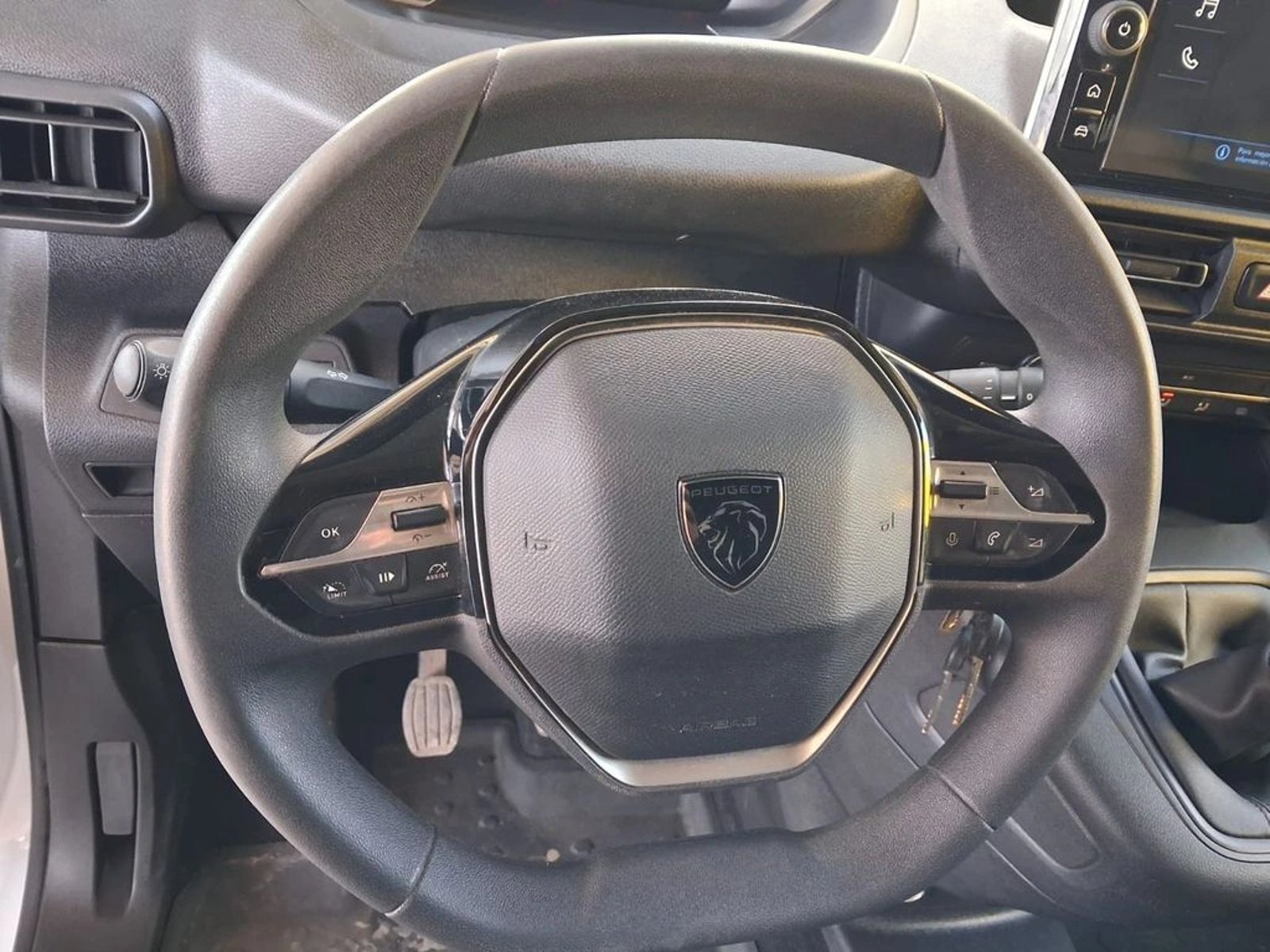 Peugeot PARTNER L1 1.5 2025 - Imagen 11 de 17