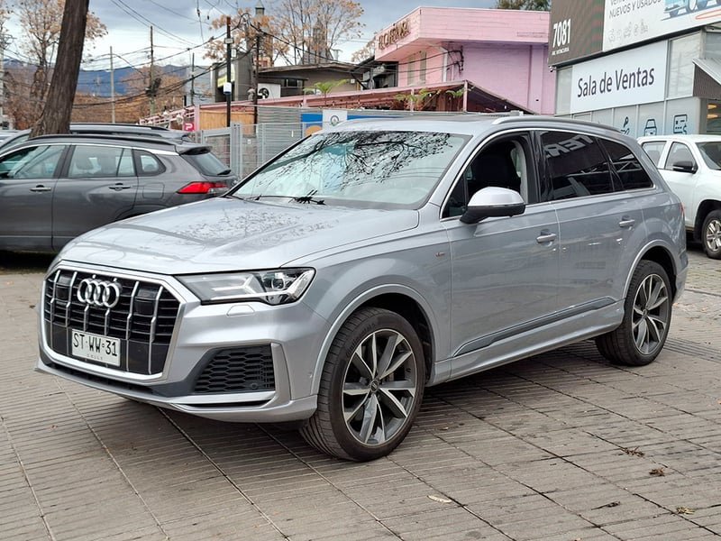Audi Q7 55 TFSI Quattro 3.0 S line 2023