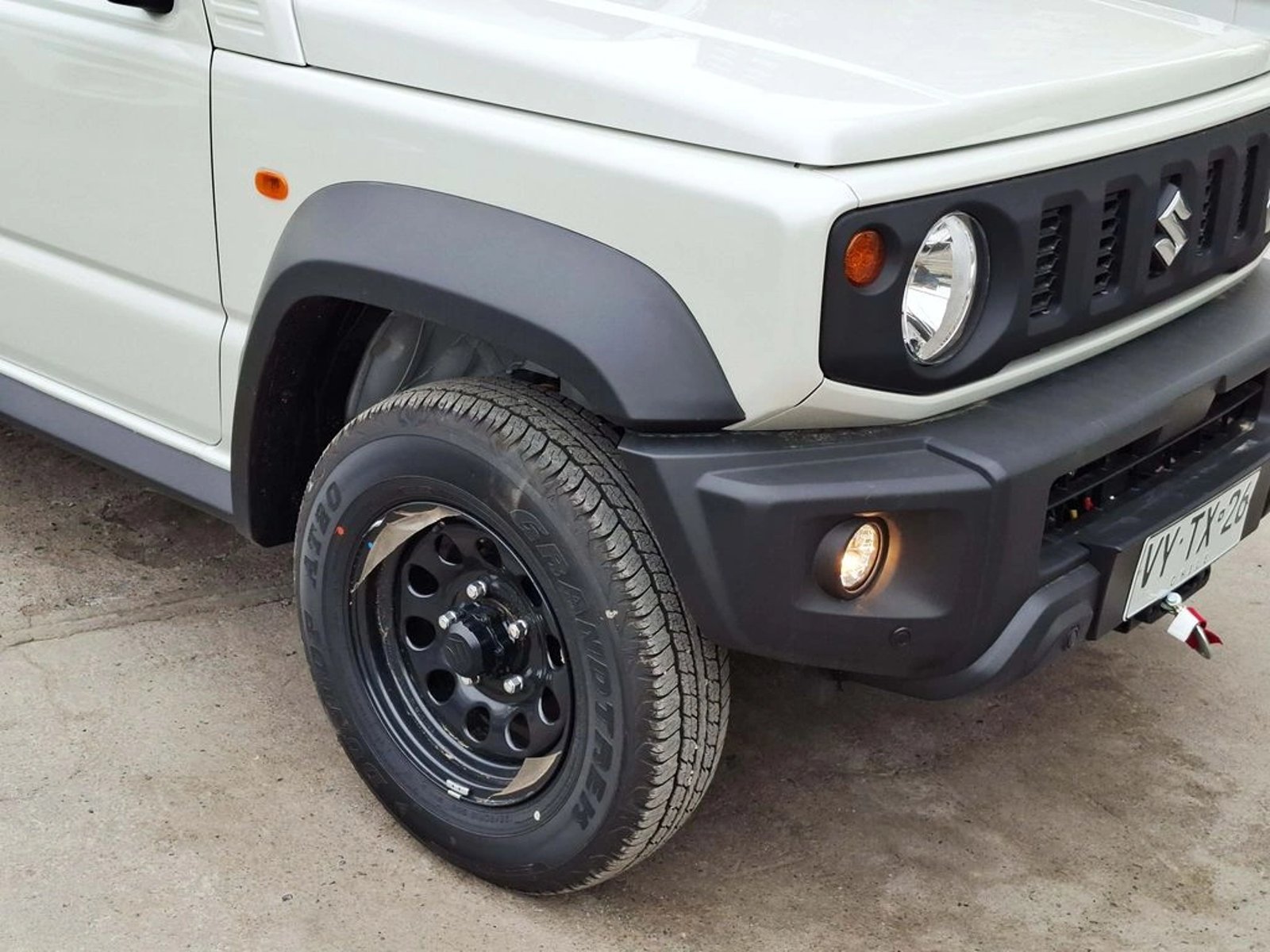 Suzuki JIMNY GL WINCHE MT 2026 - Foto 5 de 20