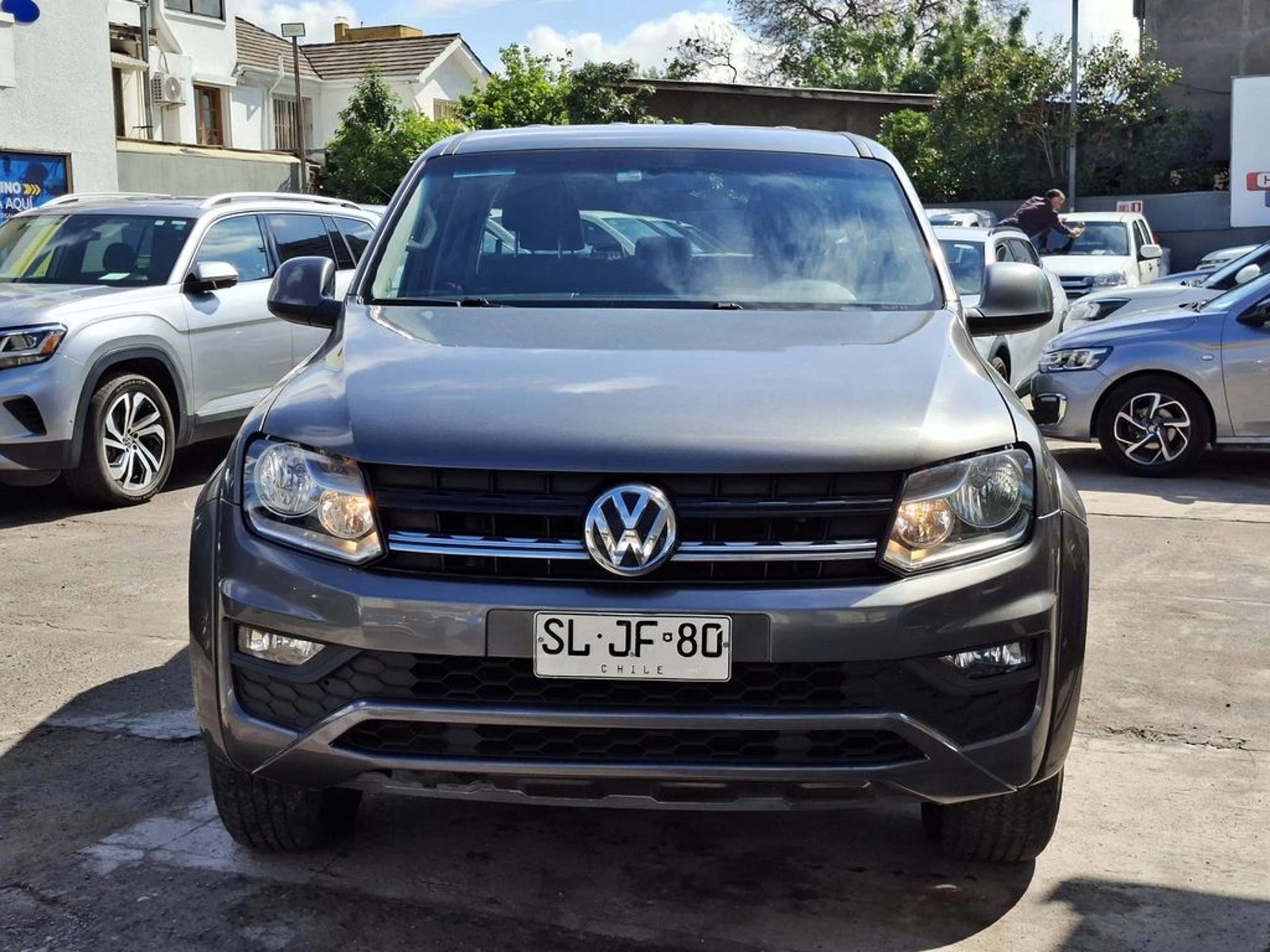 Volkswagen AMAROK TREDLINE 2.0 MT 4X2 2023 - Foto 2 de 20