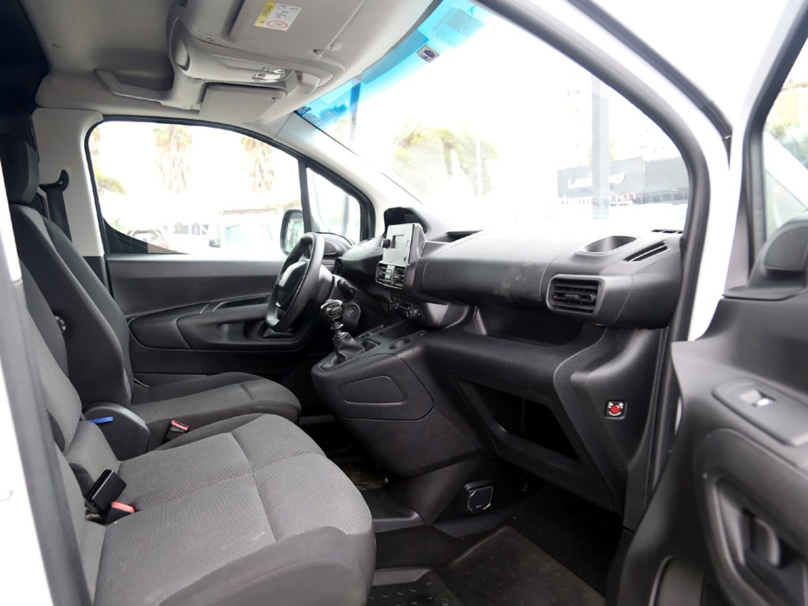 Peugeot PARTNER 1.5 L1 BLUEHDI 2023 - Imagen 16 de 20