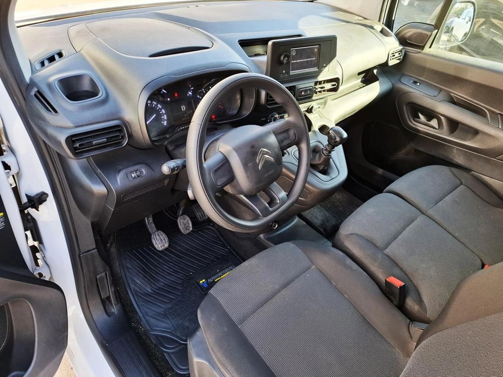 CITROEN BERLINGO 1.5 2024 - Imagen 15 de 20