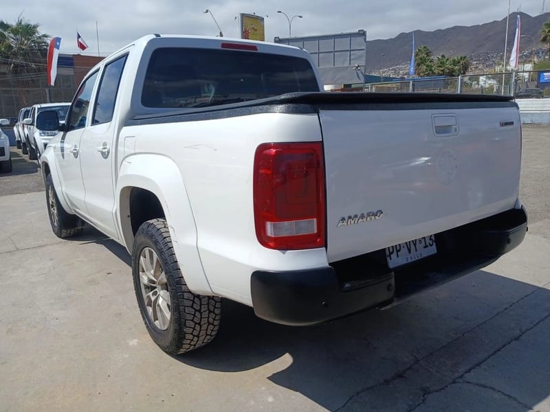 Volkswagen AMAROK 2.0 TRENDLINE 4X4 DIESEL MT 4P 2021 - Imagen 5 de 20
